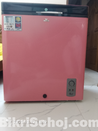 New Walton deep fridge urgent sell